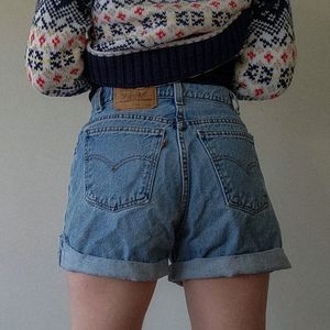 90s Orange Tab Levi's Cutoffs